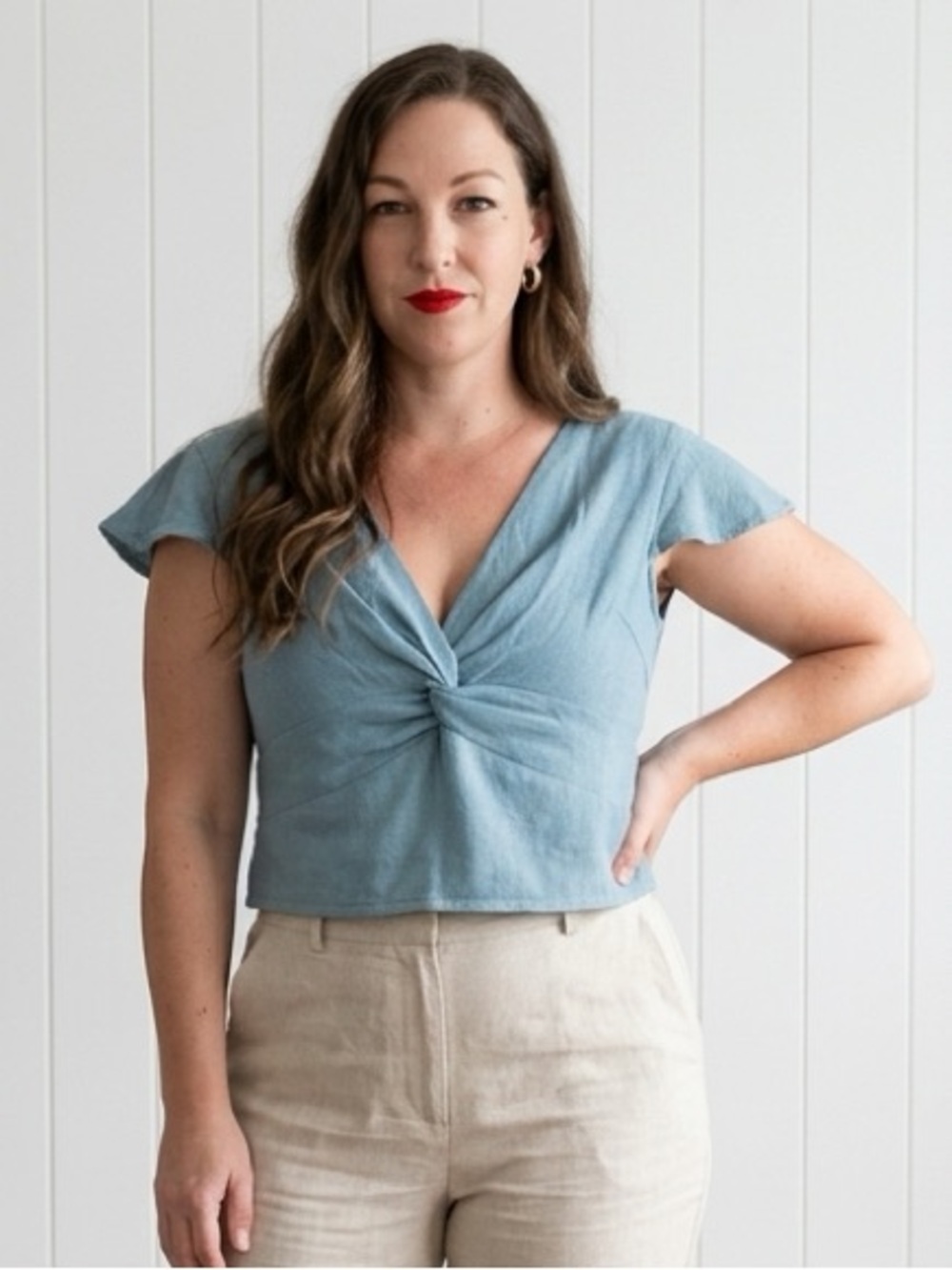 💥 Light Blue Rayon Twist-Front Crop Top with Flutter Sleeves Smocked Back Large